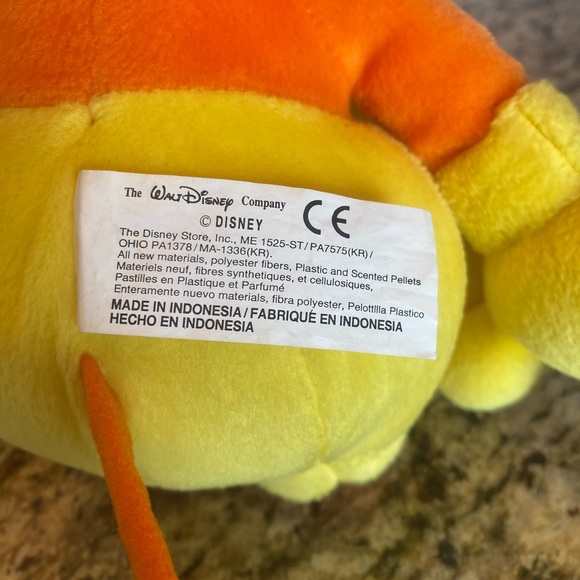 Limited edition orange and yellow scented Mickey. - Picture 7 of 7